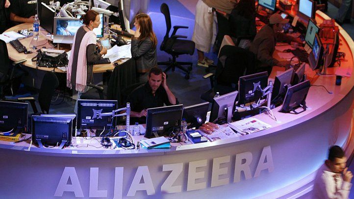 Al Jazeera retrocede  por baja del petróleo