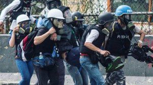 Detenciones, agresiones y amenazas a granel contra el periodismo latinoamericano