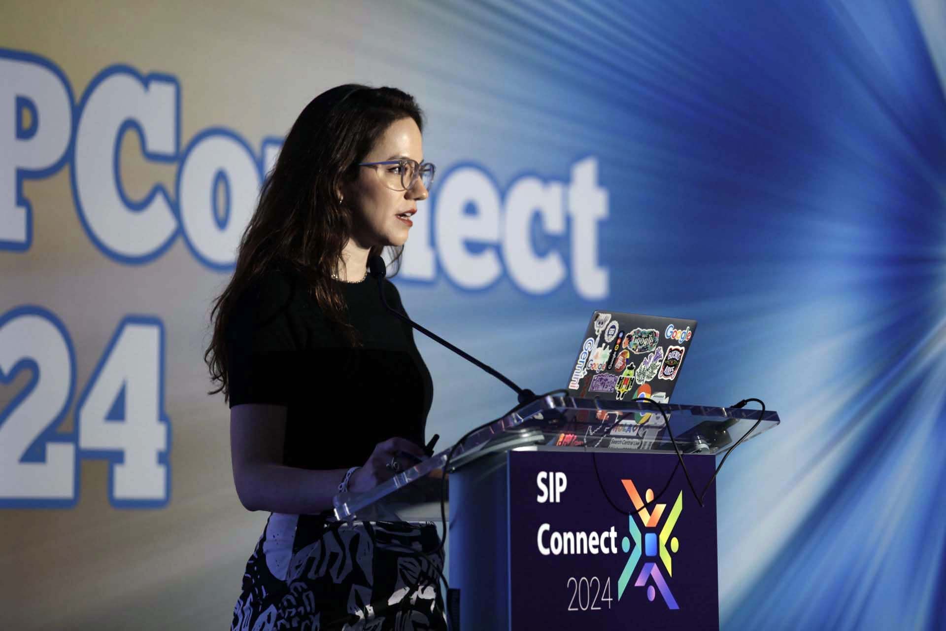 Alejandra Brambila, gerente de Alianzas de Noticias en Hispanoamérica, Google. (Crédito: Gentileza de Infobae / Nacho Films.) Alejandra Brambila, gerente de Alianzas de Noticias en Hispanoamérica, Google. (Crédito: Gentileza de Infobae / Nacho Films.)