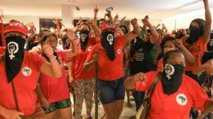 Repudia invasão da sede do Grupo Jaime Câmara, no Brasil 