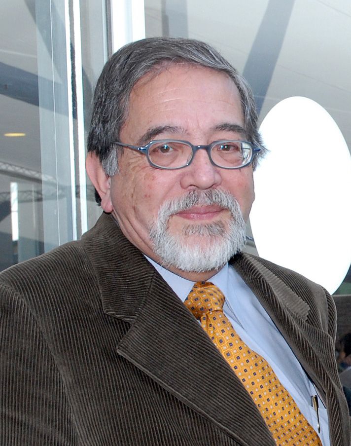 Abraham Santibáñez.jpg