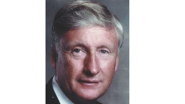 A.Roy Megarry (1993-1994) The Globe & Mail, Toronto, Canadá