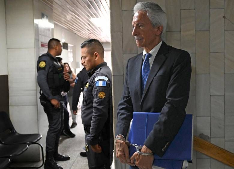 El periodista José Rubén Zamora permanece en prisión desde hace más de 300 días. Foto AFP
