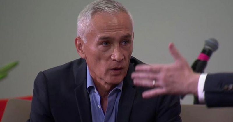 Jorge Ramos retenido