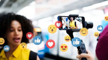 A meticulous craft: producing videos for social networks