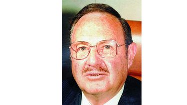 Andrés García Lavín (1982-1983) Novedades de Yucatán, Mérida, México