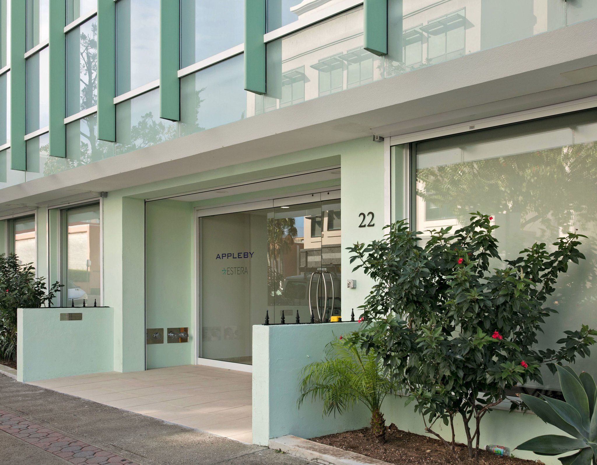 Oficina del bufete Appleby en Bermuda. (Foto de Meredith Andrews para The New York Times)
