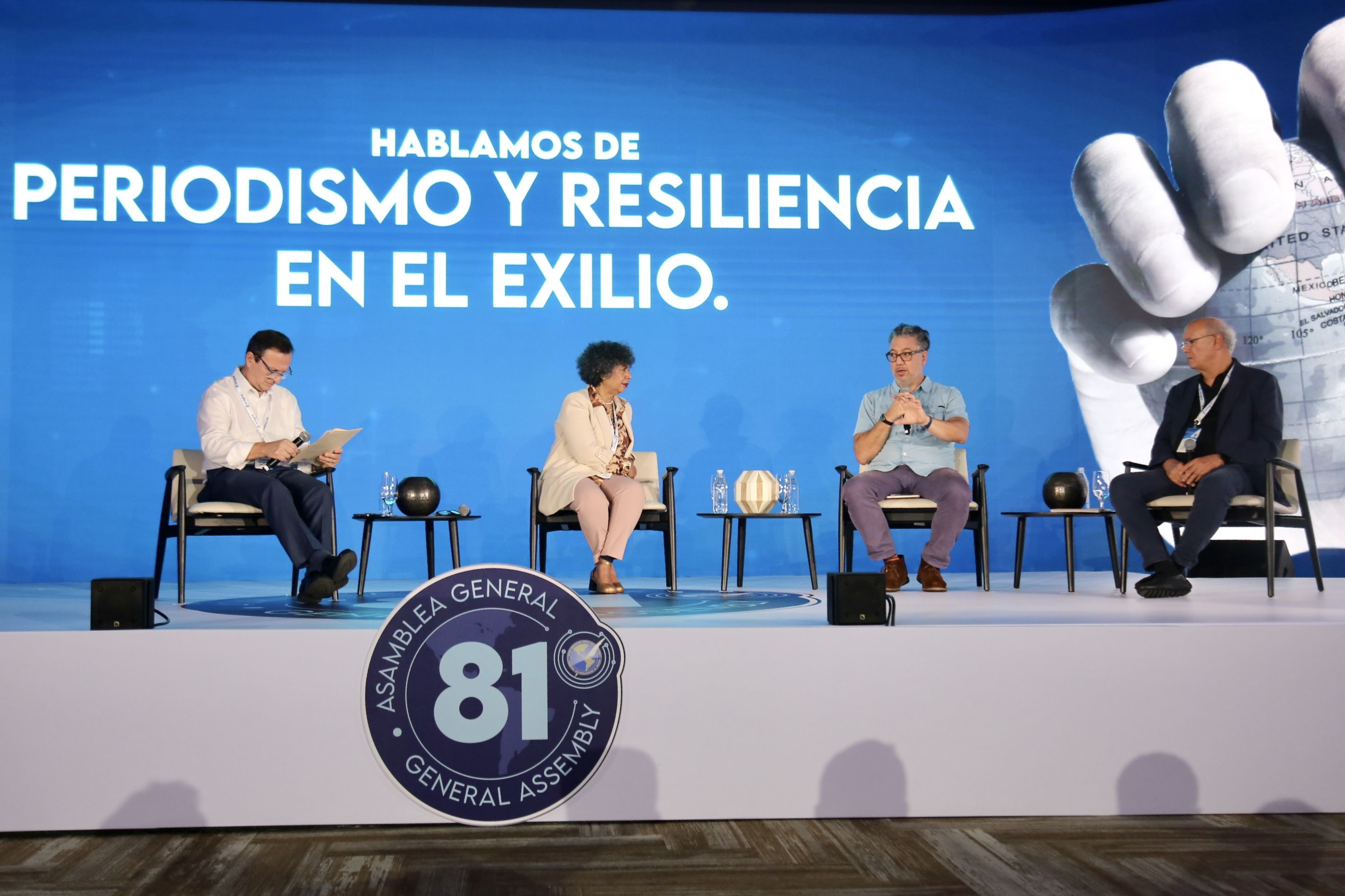 En el panel, Carlos Lauría, director ejecutivo de la SIP; Luz Mely Reyes, Efecto Cocuyo, Venezuela; el periodista venezolano Boris Muñoz y Carlos Fernando Chamorro, Confidencial, Nicaragua.