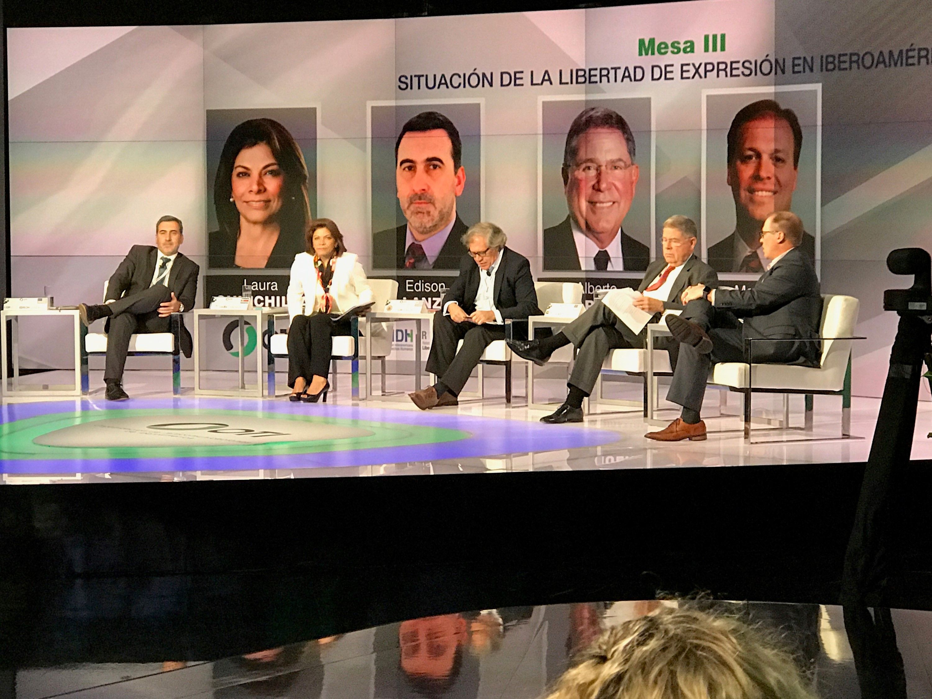 (Izq a der) Laura Chinchilla, Edison Lanza, Luis Almagro, Alberto Ibargüen y Mat Sanders. (Foto Ricardo Trotti)