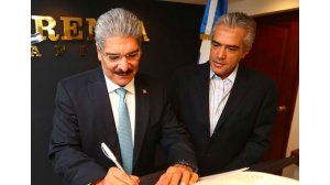 Candidatos a la Presidencia de El Salvador firman Declaración de Chapultepec