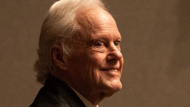 Edward Seaton (1989-1990) Seaton Newspapers, Manhattan, KS