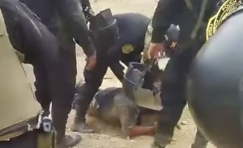 El periodista Marcelino Felipa fue víctima de una detención policial con lujo de violencia. (Foto ANP)