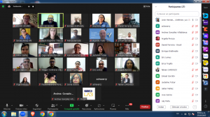 Periodistas y profesionales de la comunicación participan en el diplomado.